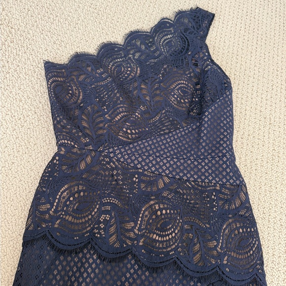 BCBGMAXAZRIA Alisha Dress - Picture 4 of 13